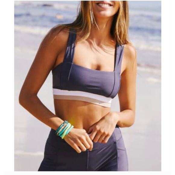 Free People White Water Hybrid Sports Bra & Crop Leggings Set Size Small - Picture 15 of 15